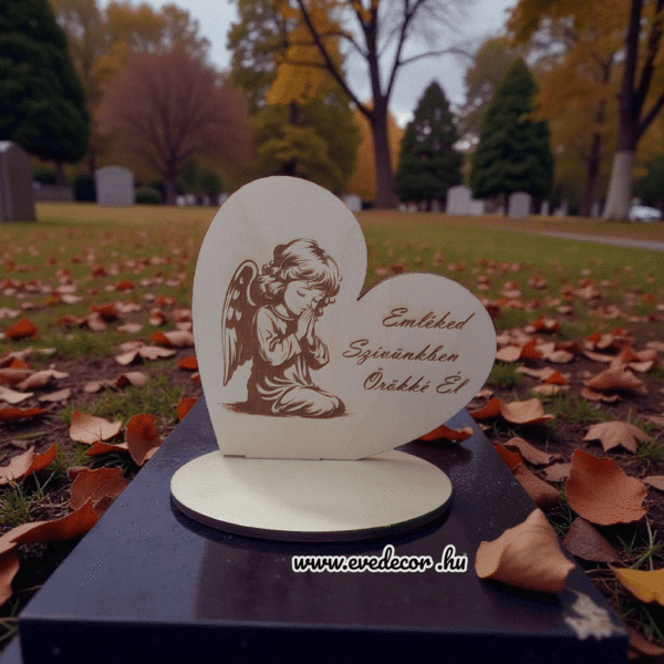 Gravírozott Kegyeleti szív (Kegyelet 0048/4)