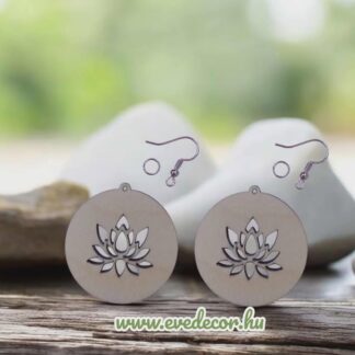 Kivágott lótusz mintás fülbevaló (Ezo 0146)